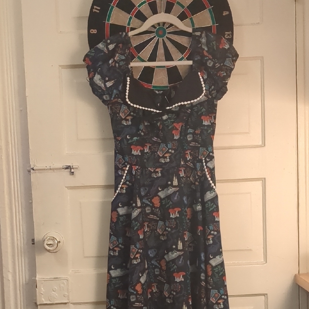 Unique Vintage Dark Patterned Midi Dress with White Accents